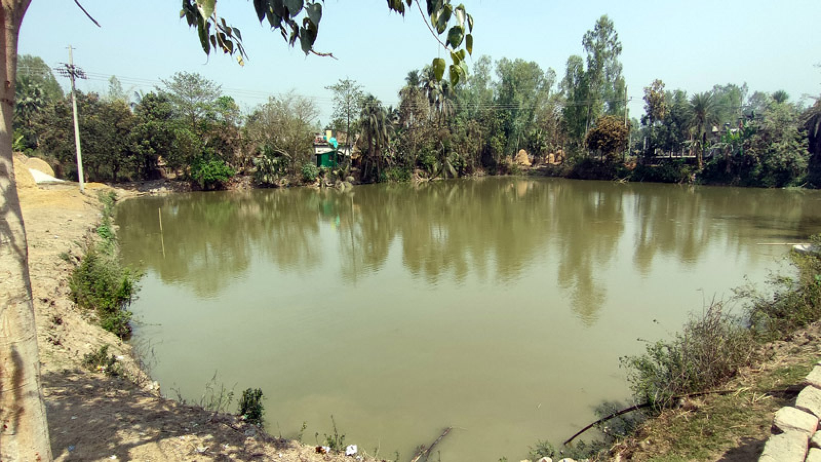 রাণীনগরে মিথ্যে মামলার ফাঁদে শতাধিক সরকারি পুকুর