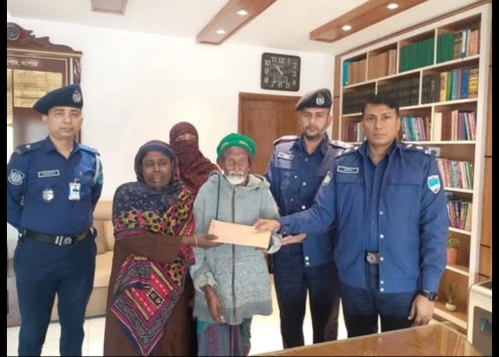 ঝিকরগাছায় শামীম হত্যাকাণ্ড: পরিবারের সাথে