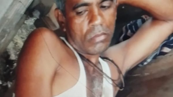 নড়াইলে উৎসবে যাওয়ার পথে নদীতে পড়ে নিখোঁজ ১