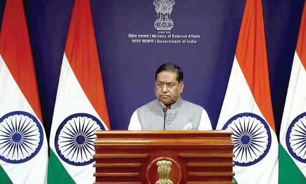 শেখ হাসিনার প্রত্যর্পণ প্রশ্নে মুখ খুললেন জয়সওয়াল, বললেন—আইনের আলোকে পরীক্ষা-নিরীক্ষা চলছে