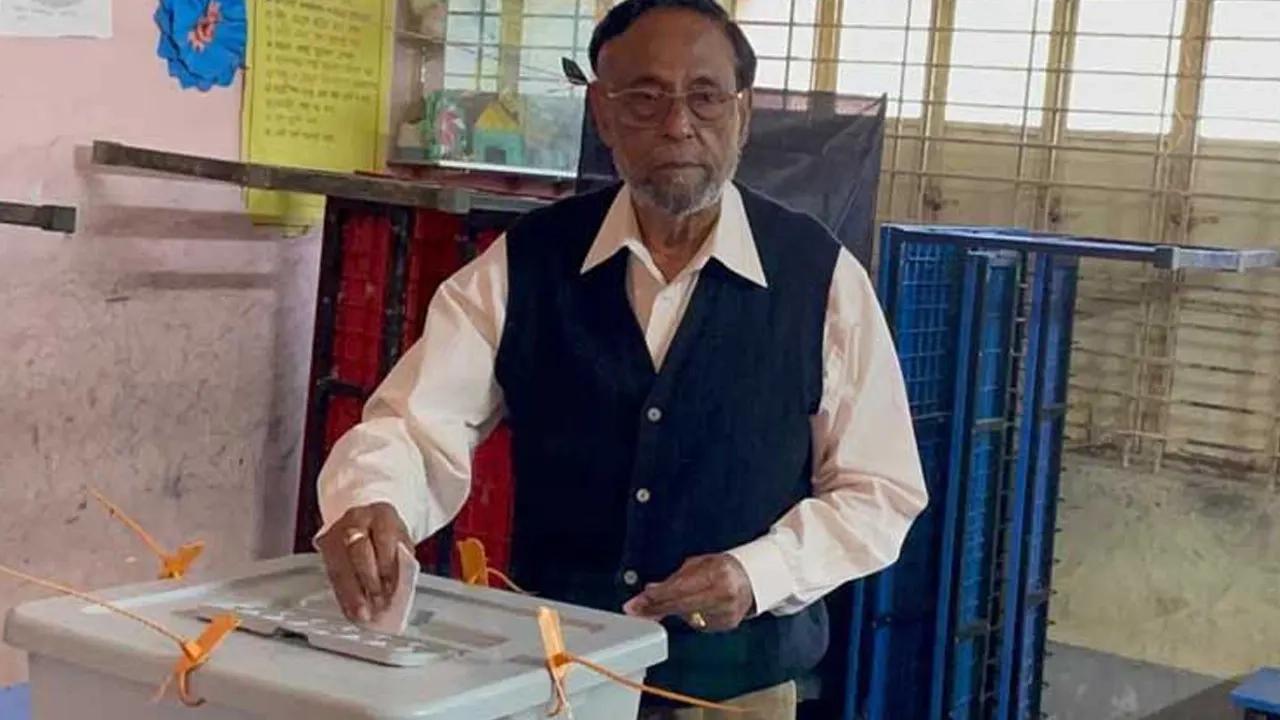 ভোট দিয়ে কর্নেল অলি বললেন, ১১ দলীয় জোট সরকার গঠন করবে