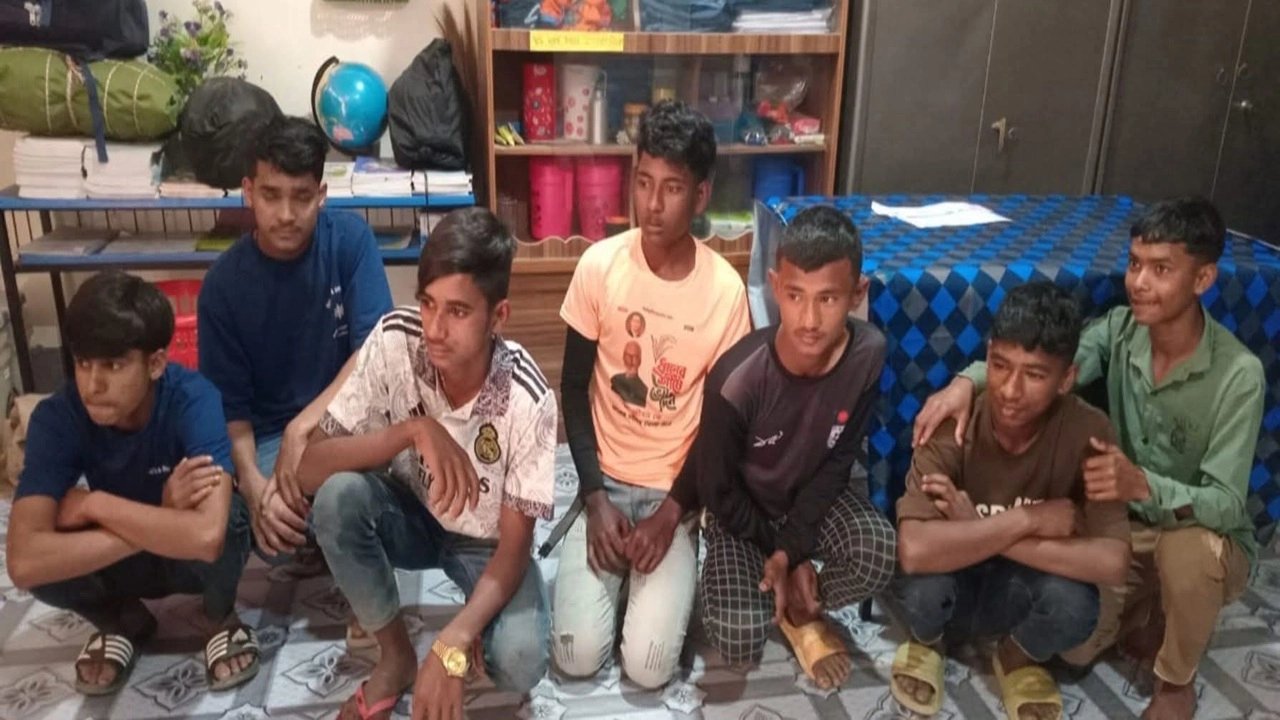 বানিয়াচংয়ে জাল ভোটের চেষ্টায় ৭ কিশোর আটক